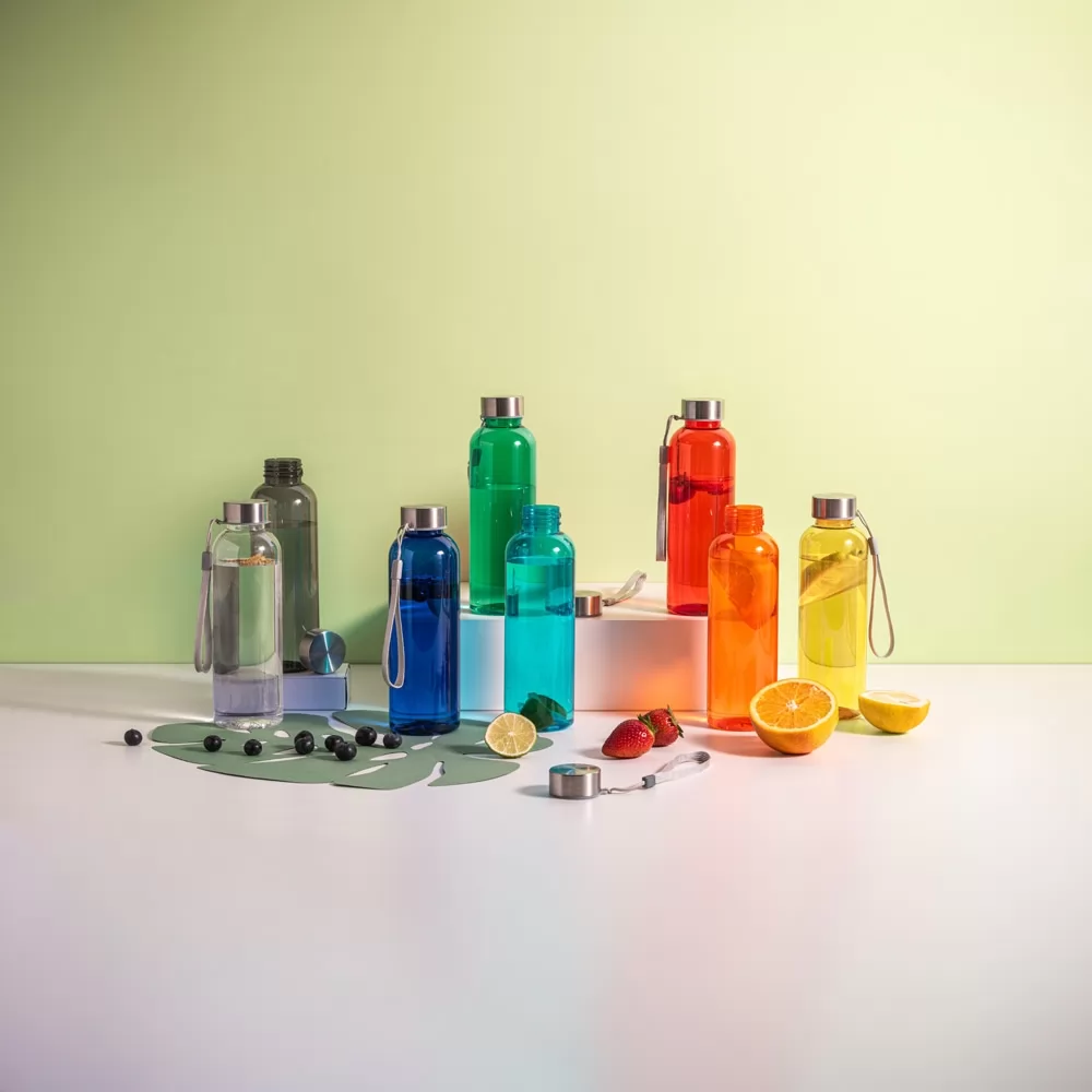 Squeeze em rPET 100% reciclado e tampa em aço inox 580 mL